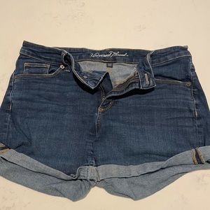 universal thread denim shorts, 4 inch inseam